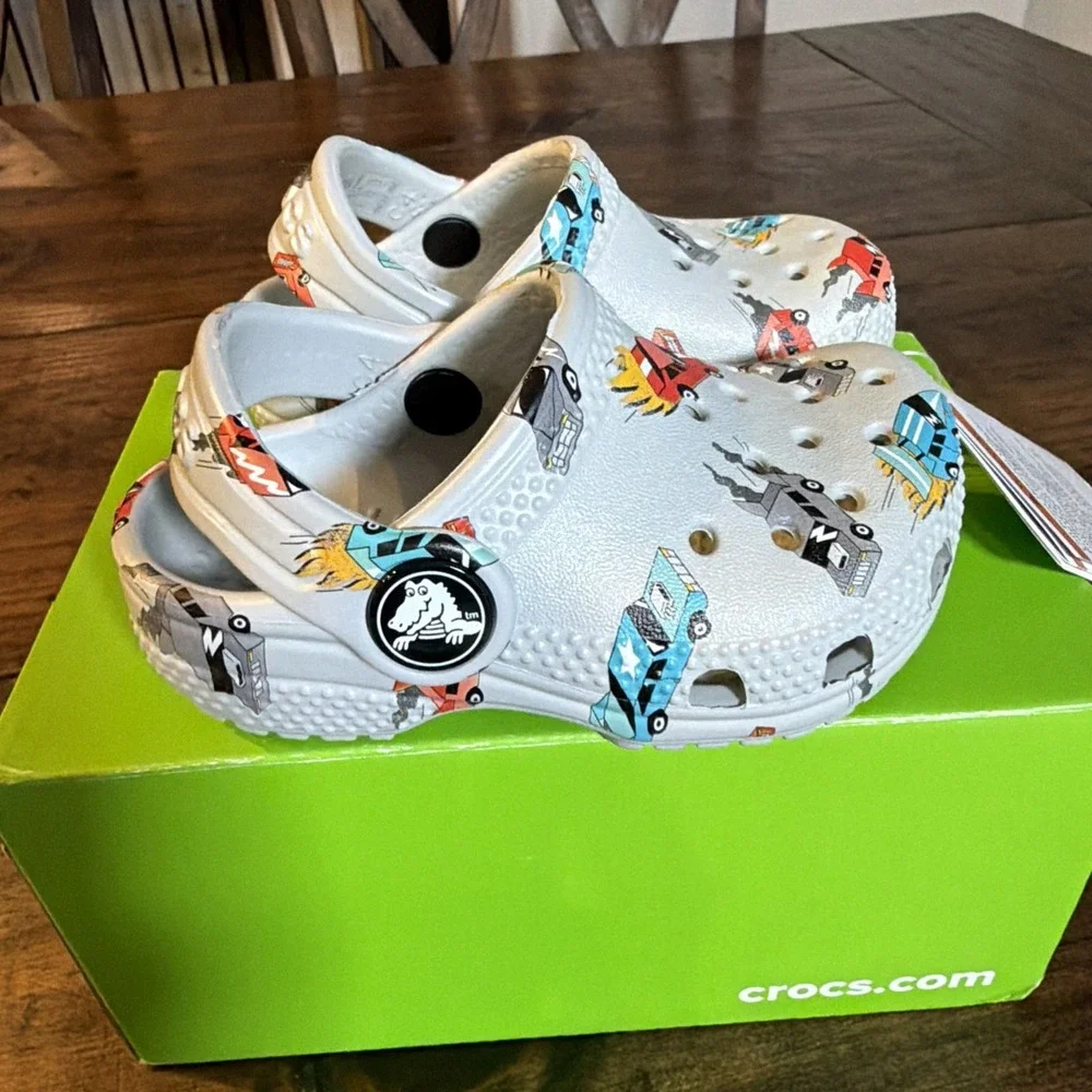 Crocs Classic Race Cars Graphic Clogs Toddler C4 Mirage Multi NWT